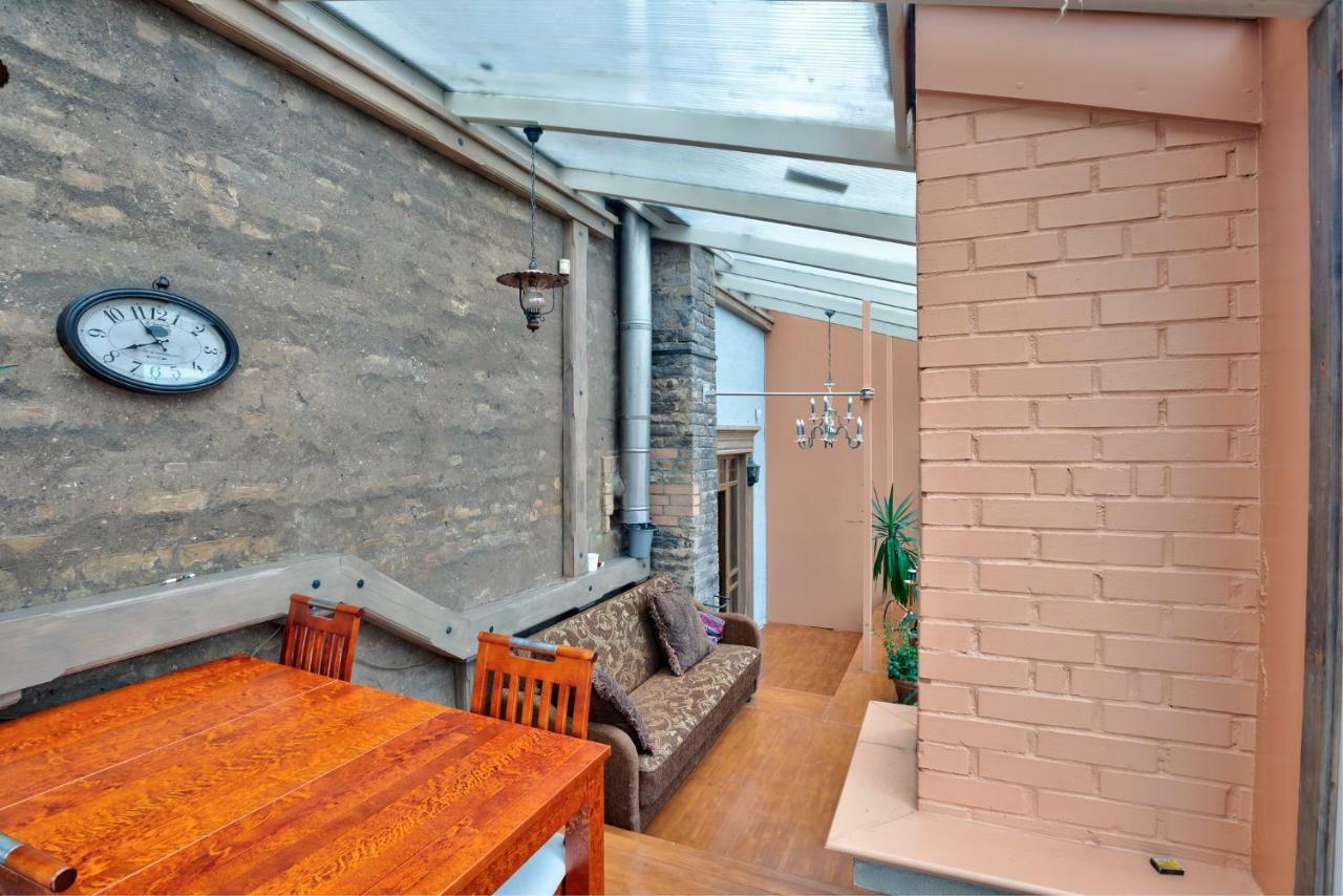 Dandelion Apartment Vecpilsetas Рига Экстерьер фото