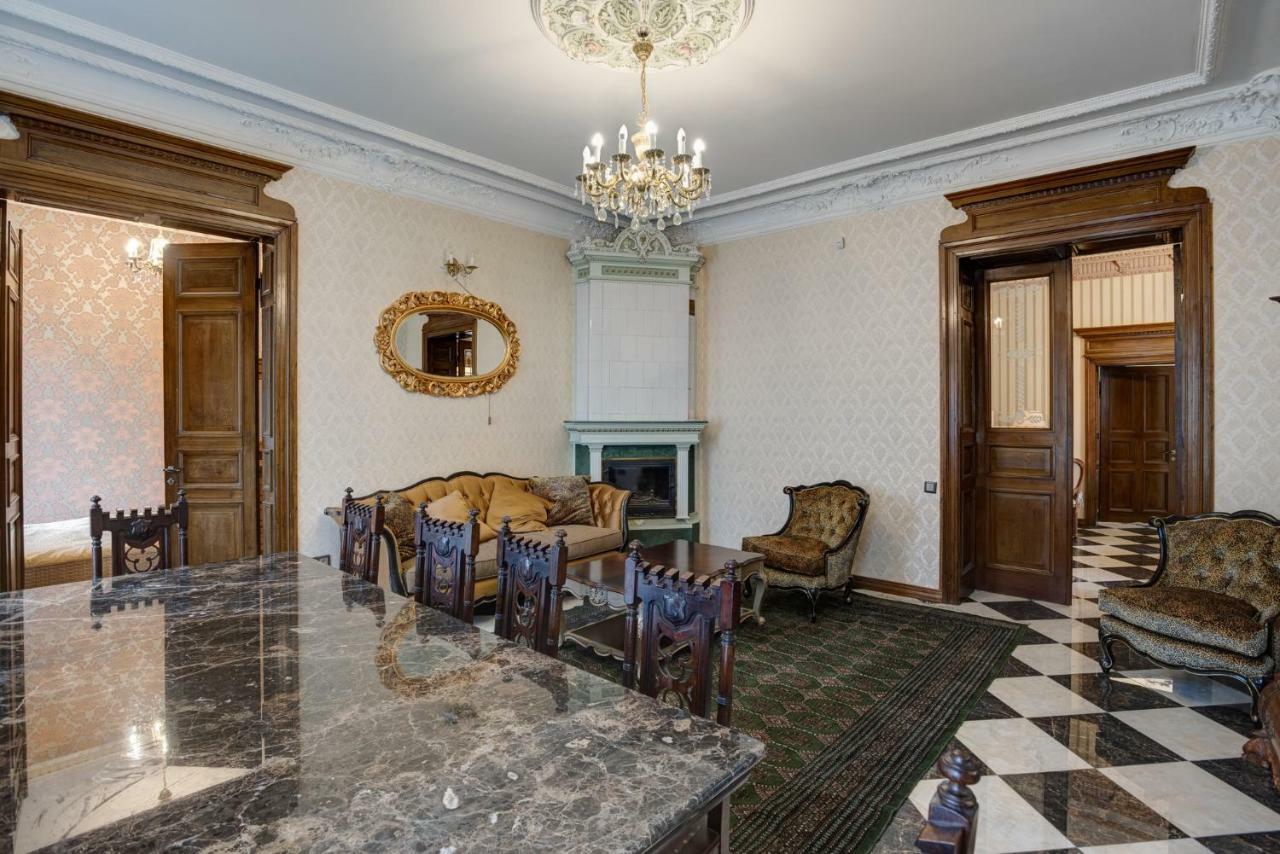 Dandelion Apartment Vecpilsetas Рига Экстерьер фото